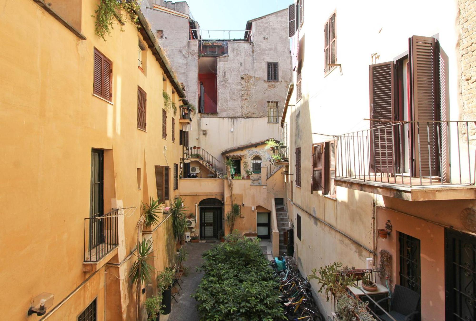 Campo De Fiori - Loft In Originario Anfiteatro Romano Екстериор снимка